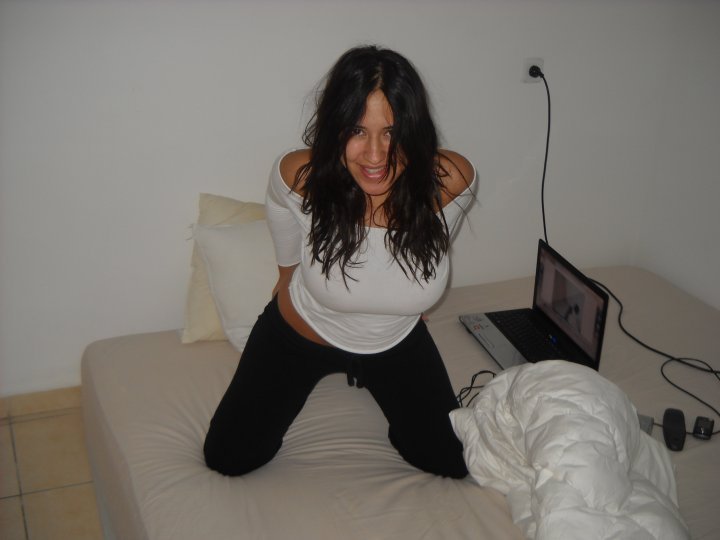 Charline 35 Escort Aressy
