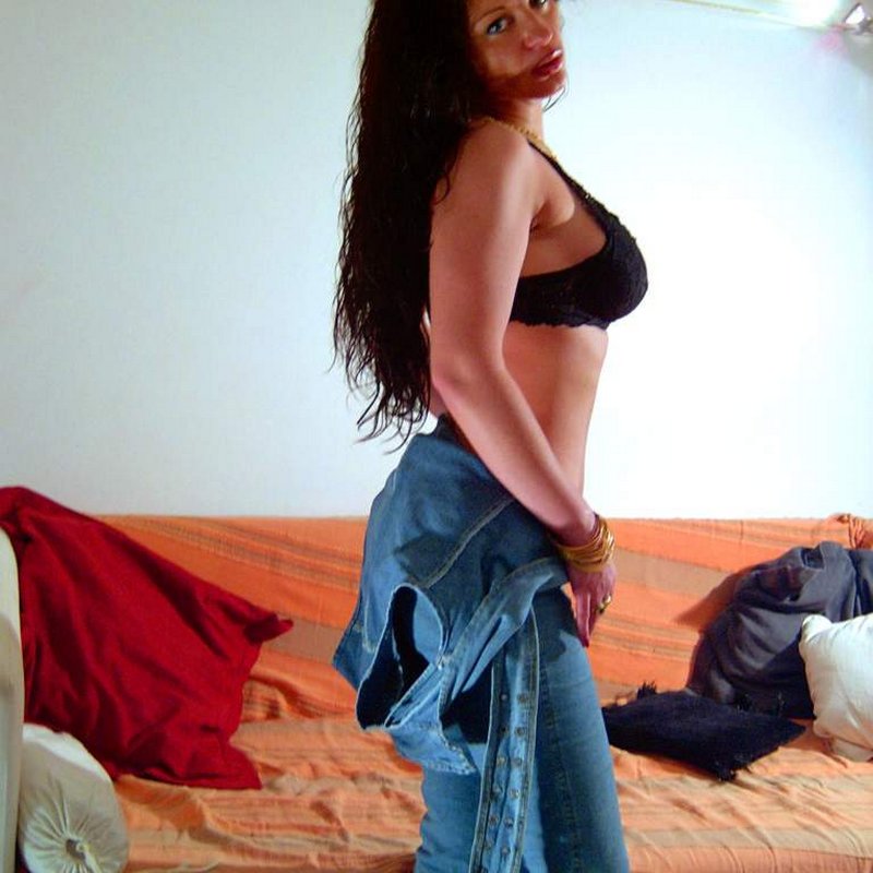 Alice 32 Escort girl La Couture
