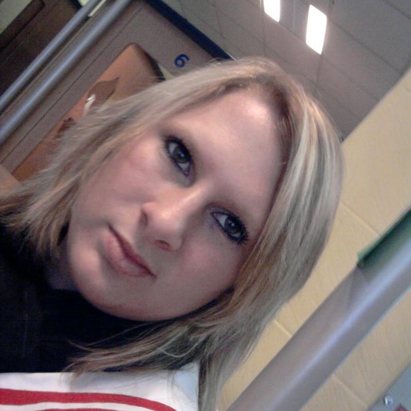 Cécile 23 Escortes Kerraros