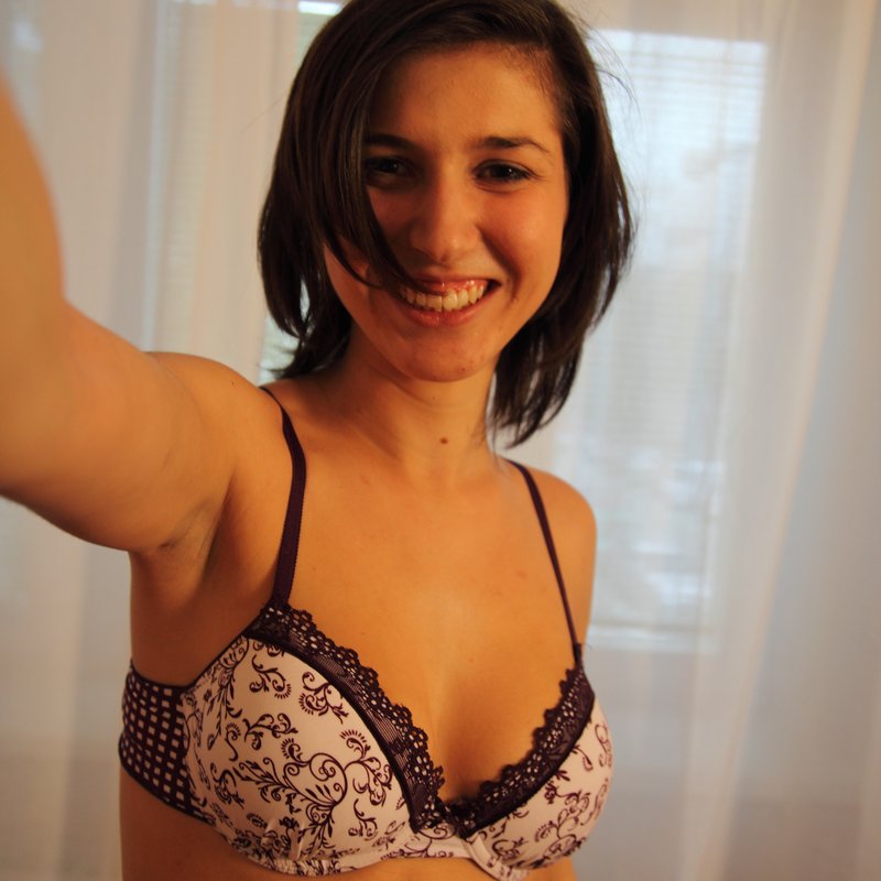 Hippolyte 30 Escort girl Saint-Guénolé