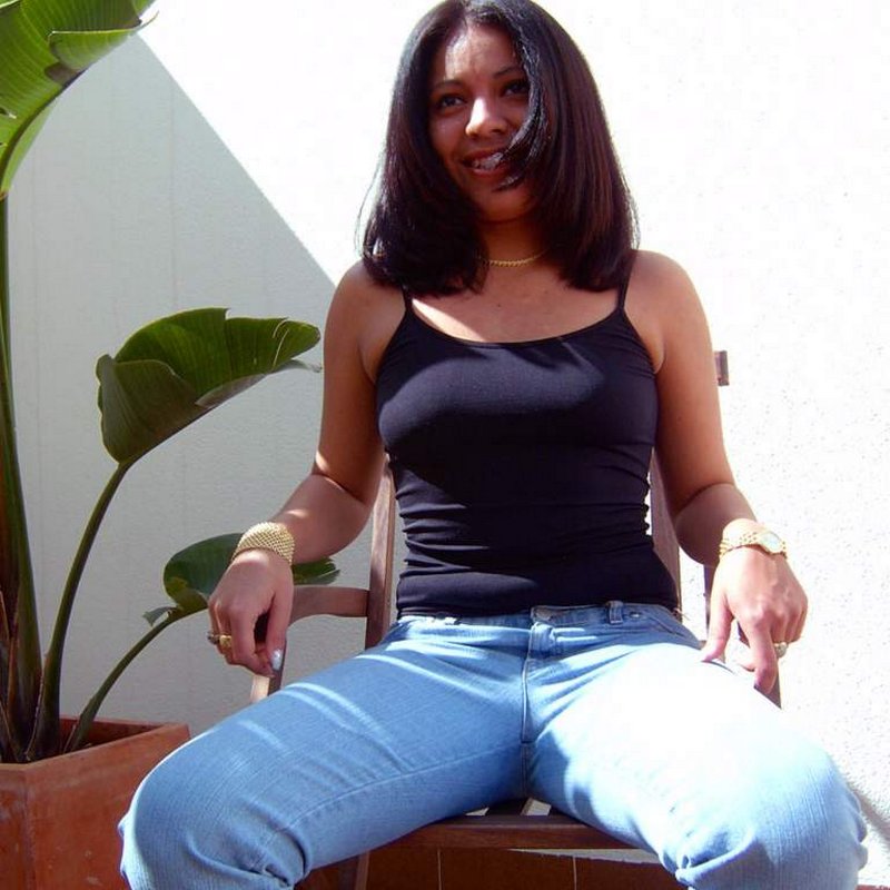 Lucinde 22 Escort Bastide Giraud