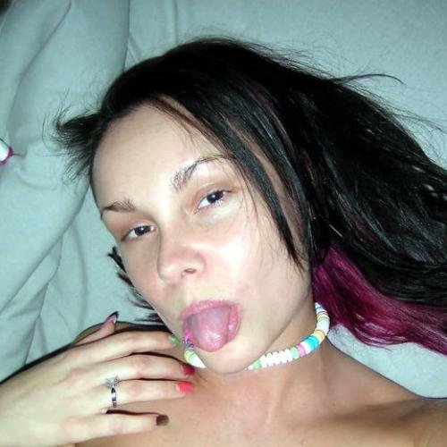 Orianne 29 Services escort Nézenel